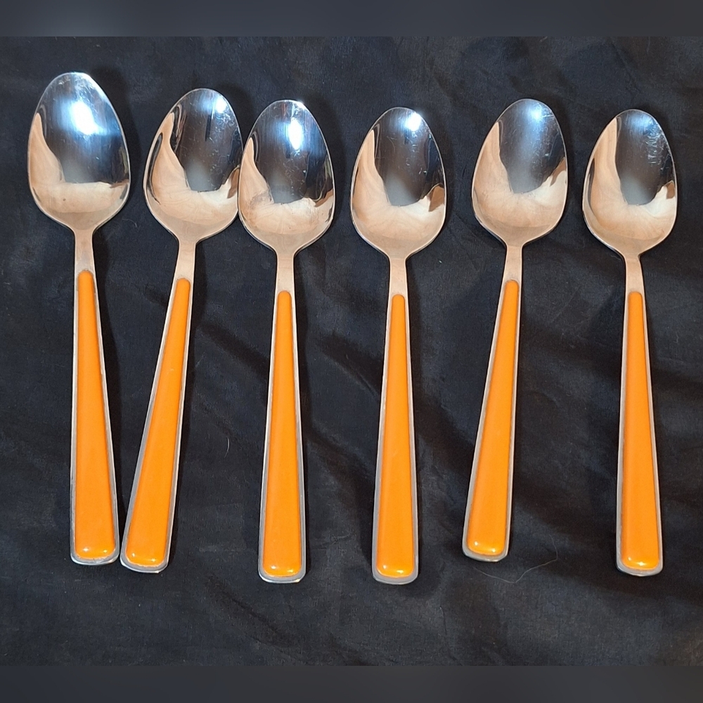 FIESTA Colorful Stainless Steel Cutlery Set - Picture 3 of 9